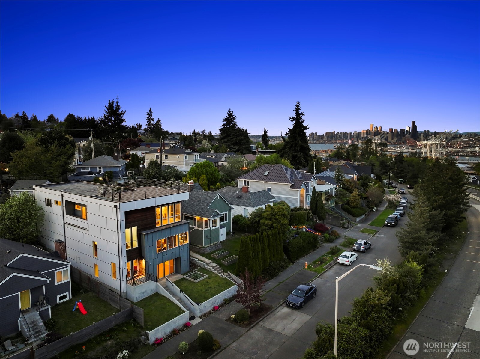4137 Fauntleroy Way SW, Seattle, WA 98126