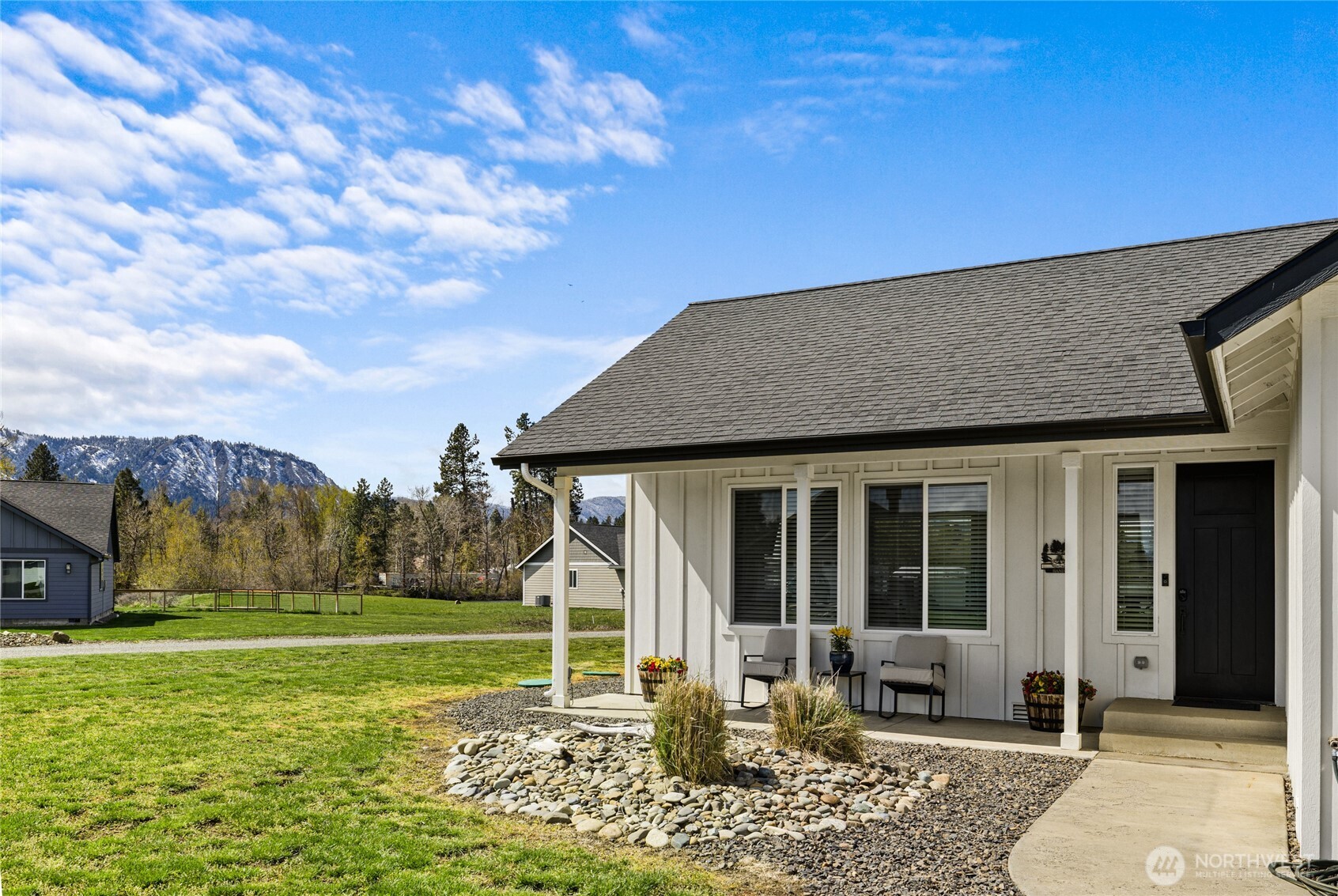 370 Deer Meadow Drive , Cle Elum, WA 98922