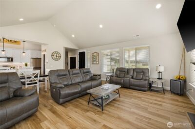 370 Deer Meadow Drive , Cle Elum, WA 98922 - Photo 4