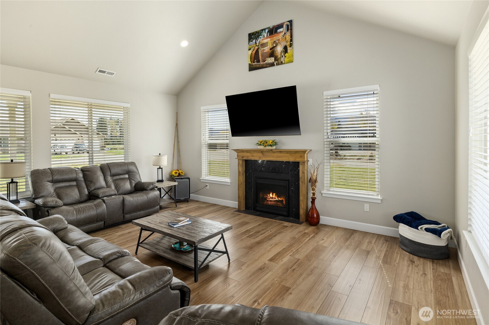 370 Deer Meadow Drive , Cle Elum, WA 98922