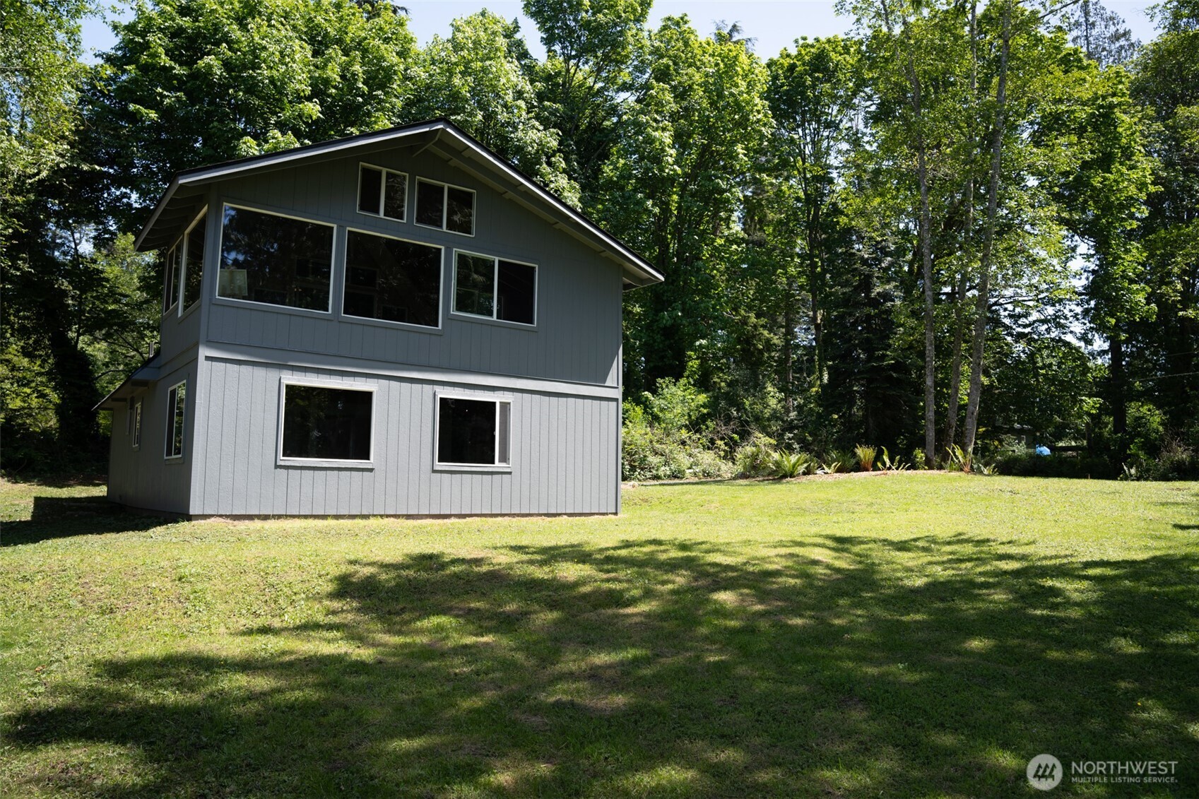 29711 Gamble Place NE, Kingston, WA 98346