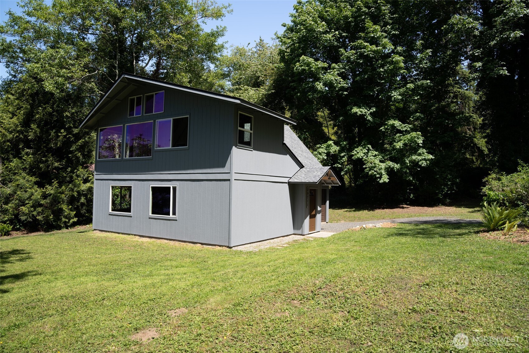 29711 Gamble Place NE, Kingston, WA 98346