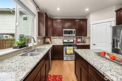 18921 10th Drive SE, Bothell, WA 98012 - Photo 10