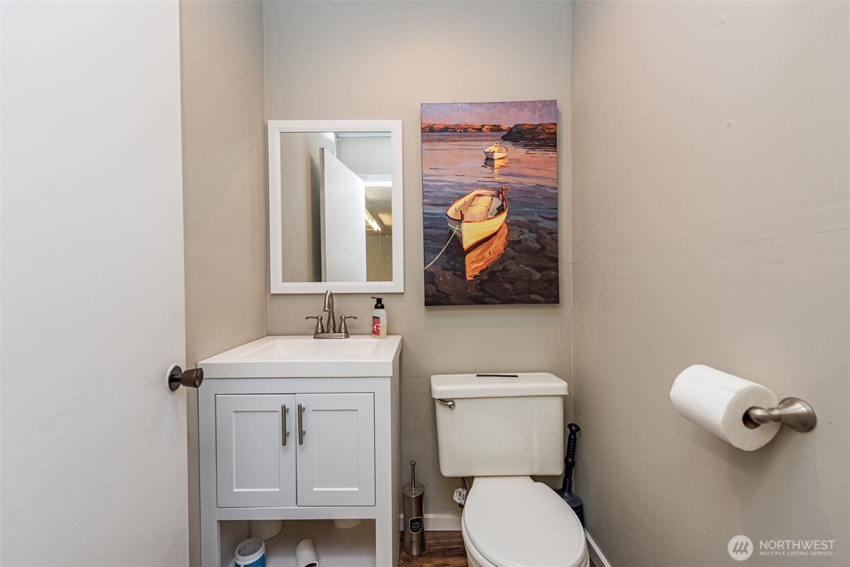 213 E Washington Street , Sequim, WA 98382