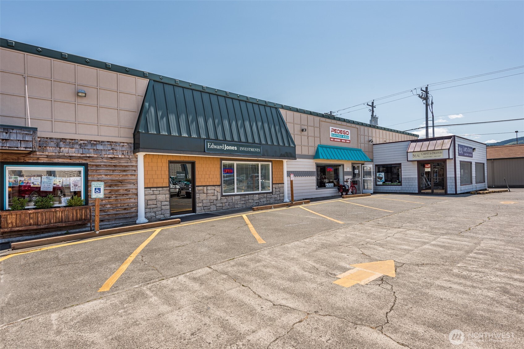 213 E Washington Street , Sequim, WA 98382