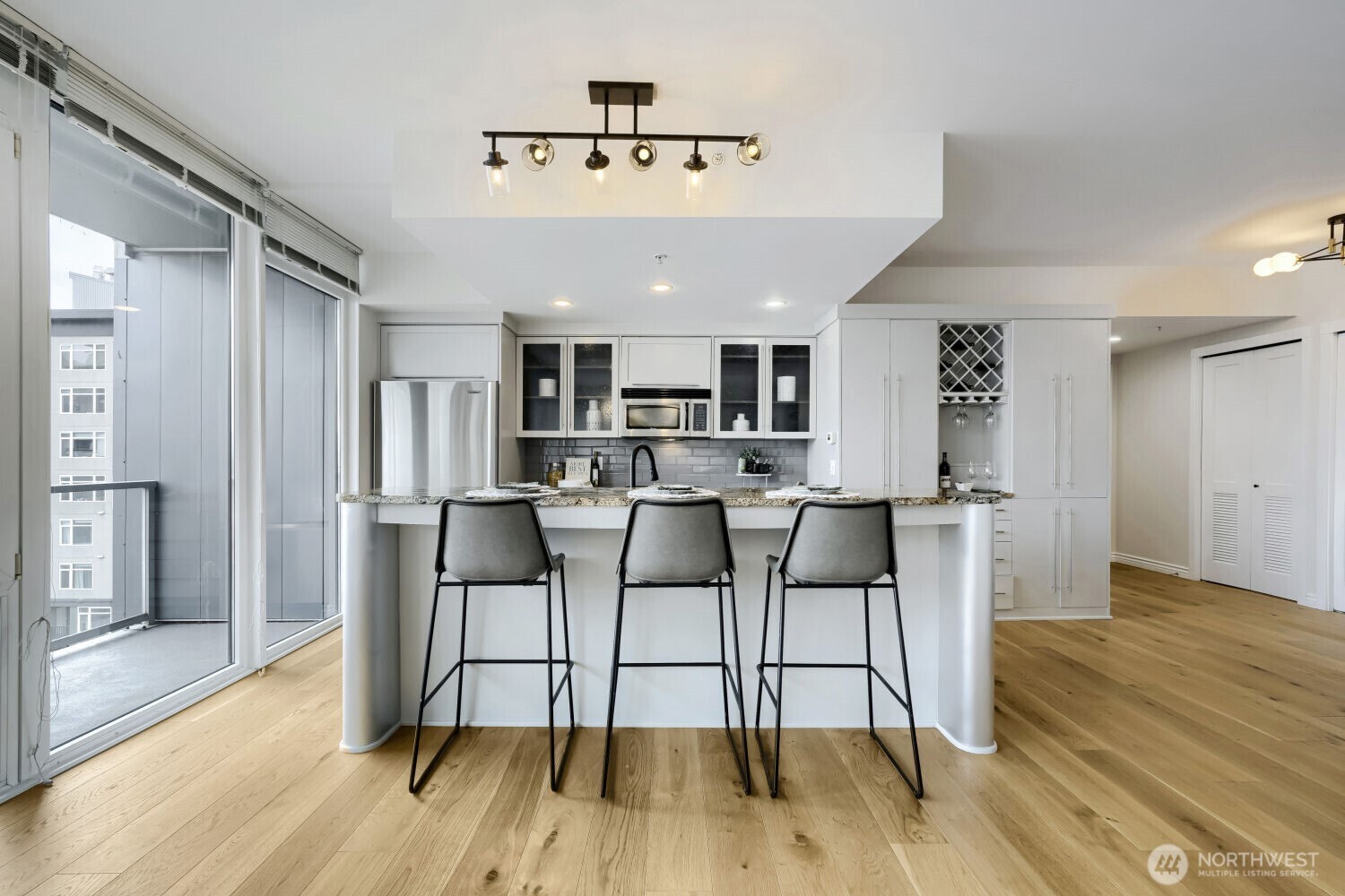 76 Cedar Street #1109, Seattle, WA 98121