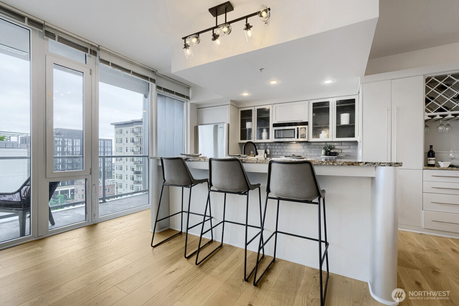 76 Cedar Street #1109, Seattle, WA 98121