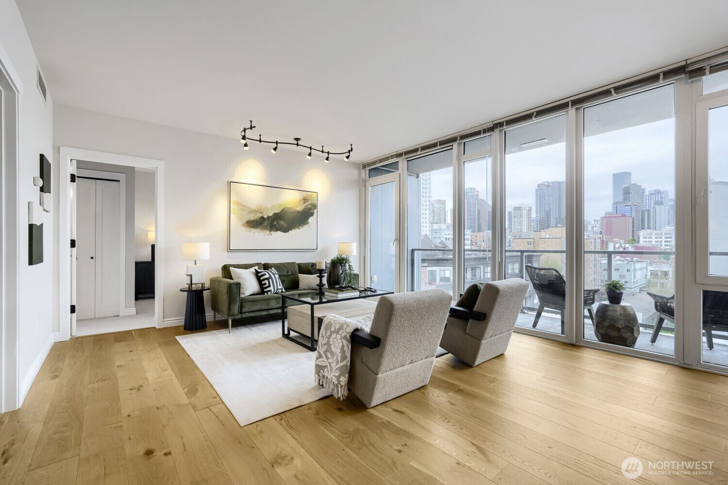 76 Cedar Street #1109, Seattle, WA 98121