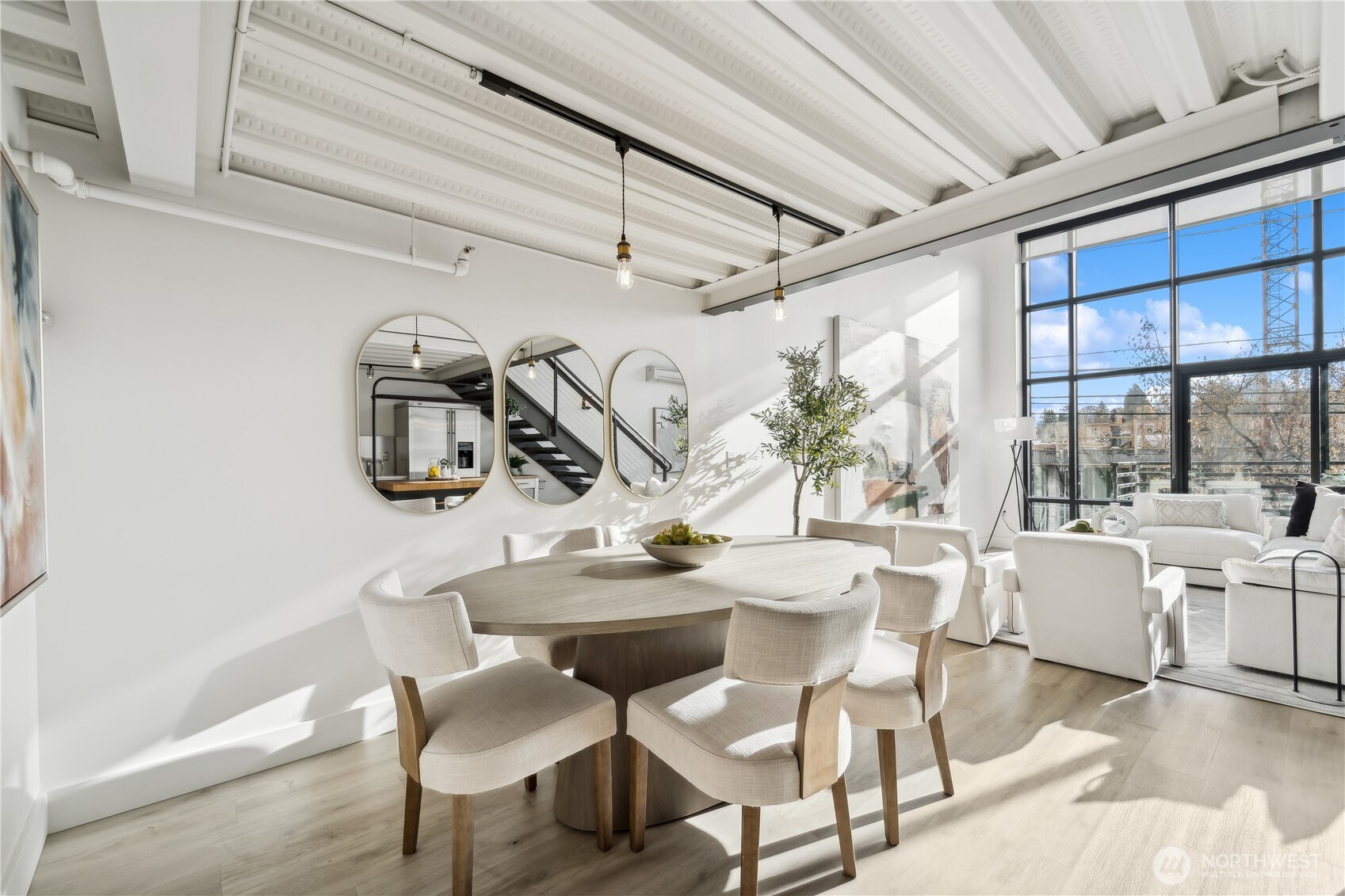 2914 E Madison Street #209, Seattle, WA 98112