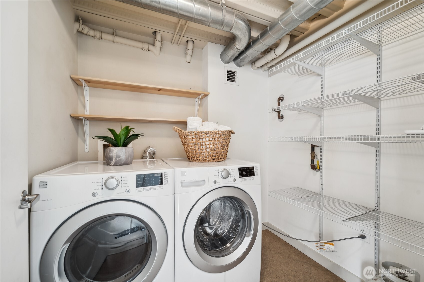 2914 E Madison Street #209, Seattle, WA 98112