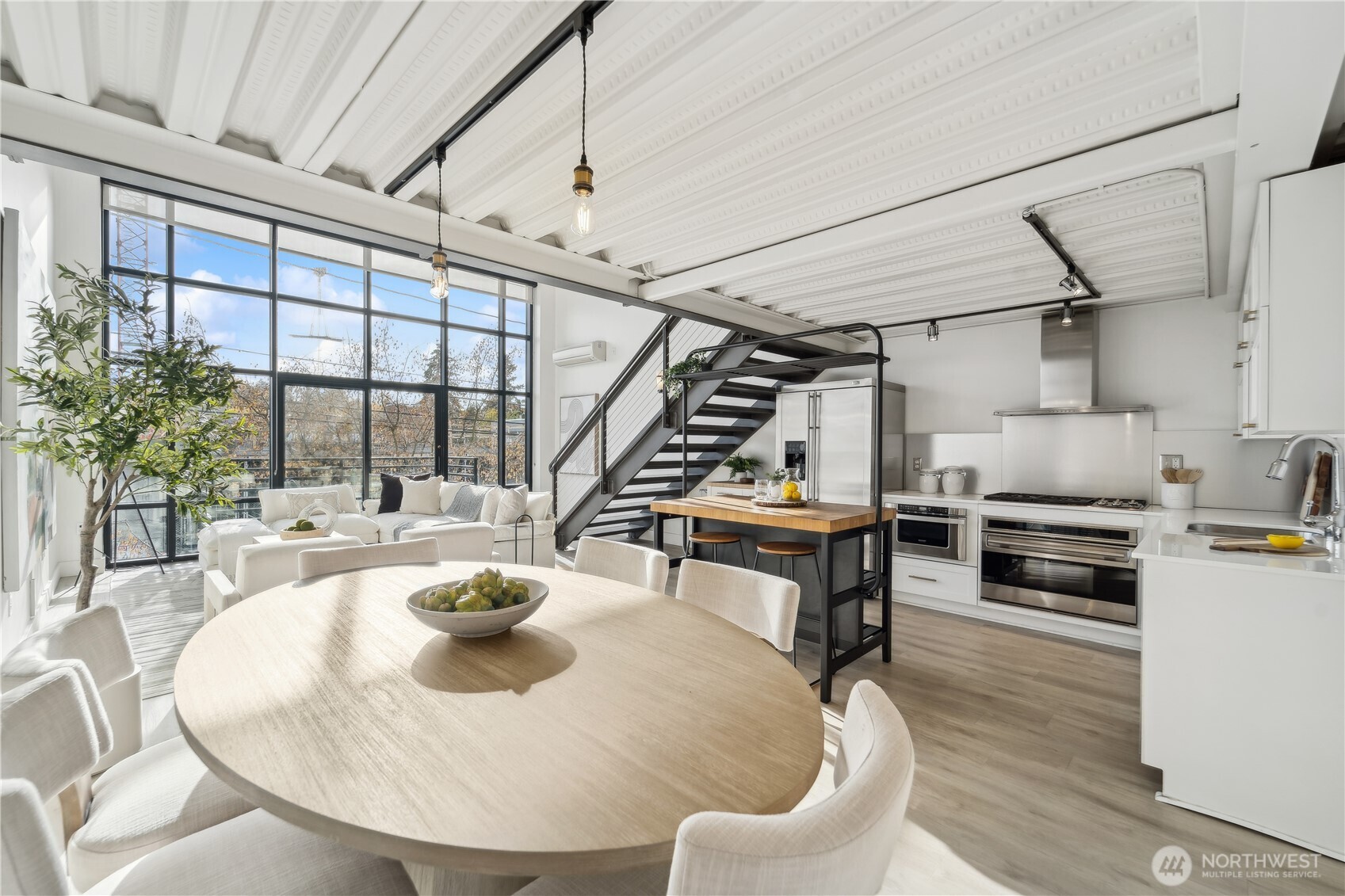2914 E Madison Street #209, Seattle, WA 98112
