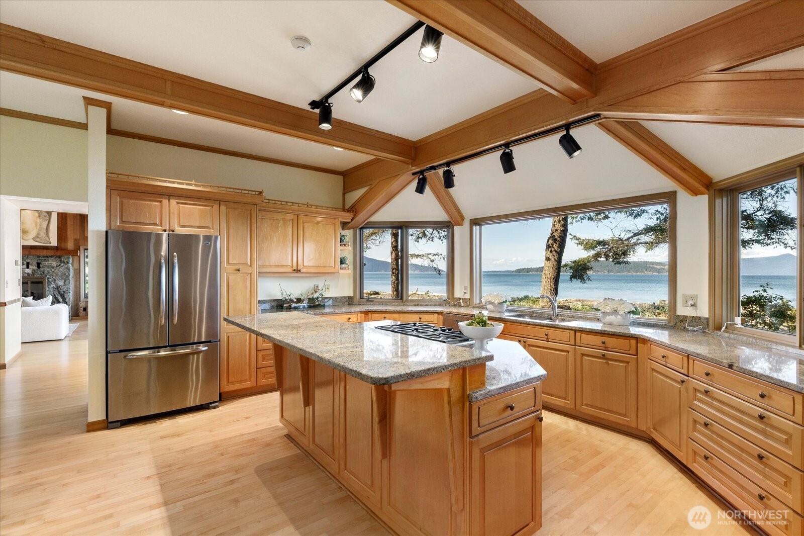 4079 Forest Lane , Anacortes, WA 98221
