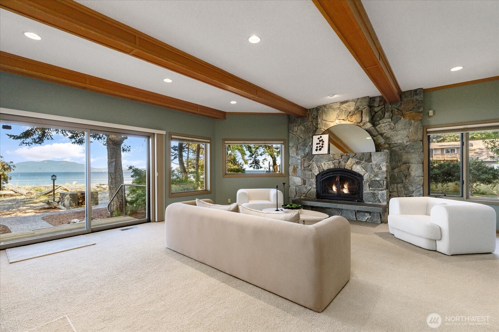 4079 Forest Lane , Anacortes, WA 98221