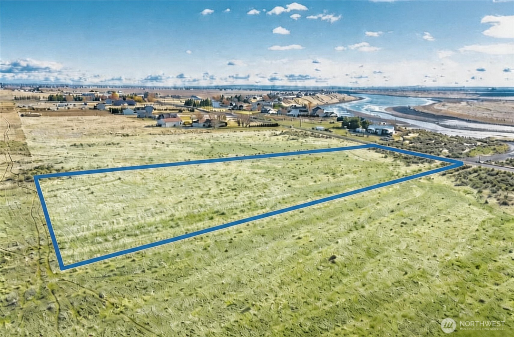 9989 NE Neppel Road , Moses Lake, WA 98837-8925
