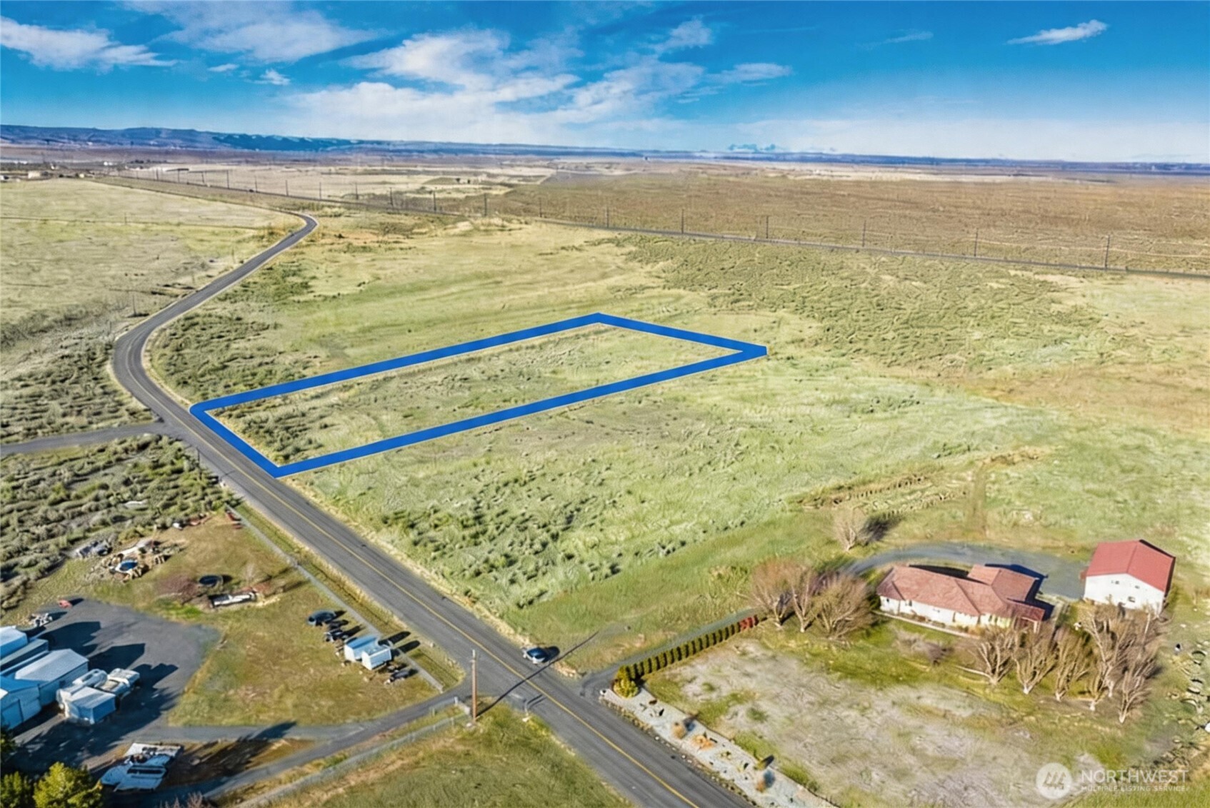 9989 NE Neppel Road , Moses Lake, WA 98837-8925