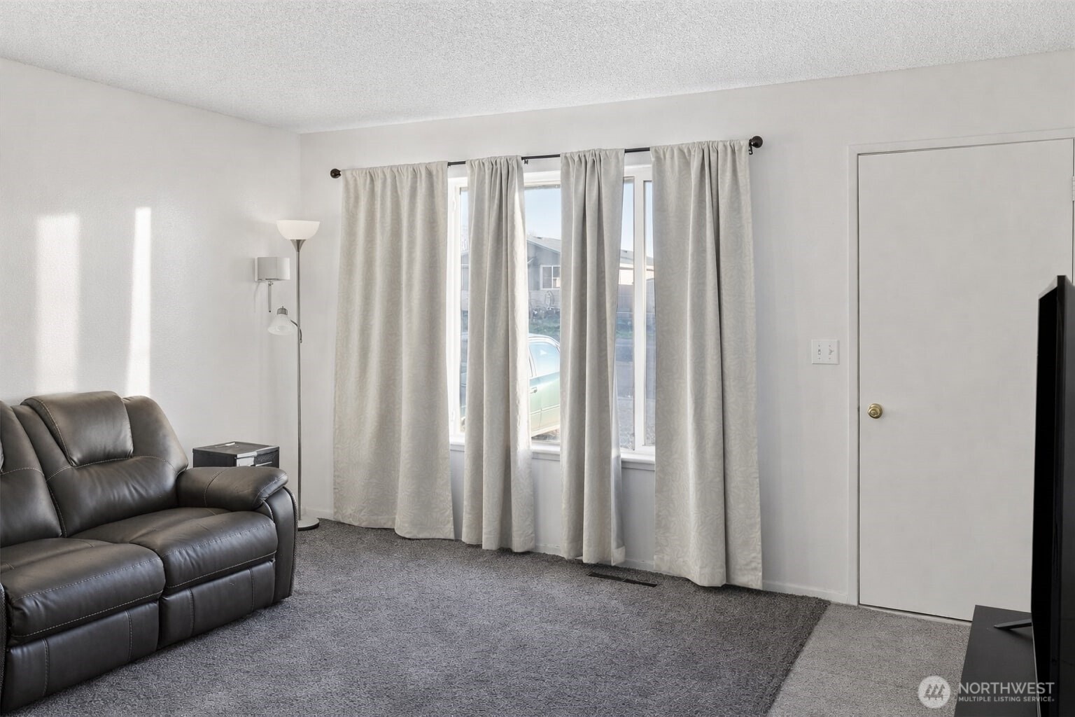 205 E Cedar Street , Othello, WA 99344