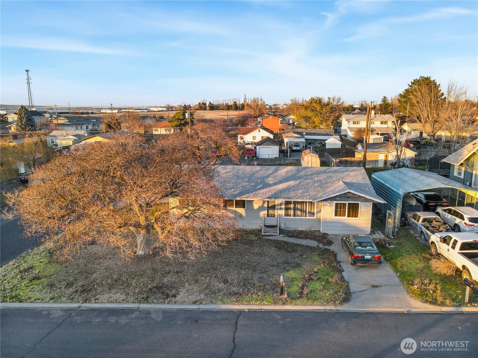 205 E Cedar Street , Othello, WA 99344