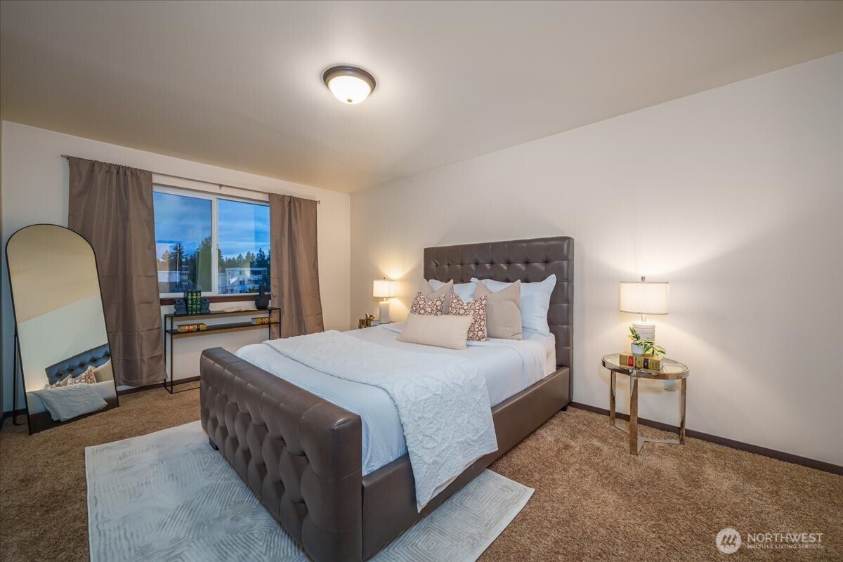 11532 15th Avenue NE #401, Seattle, WA 98125