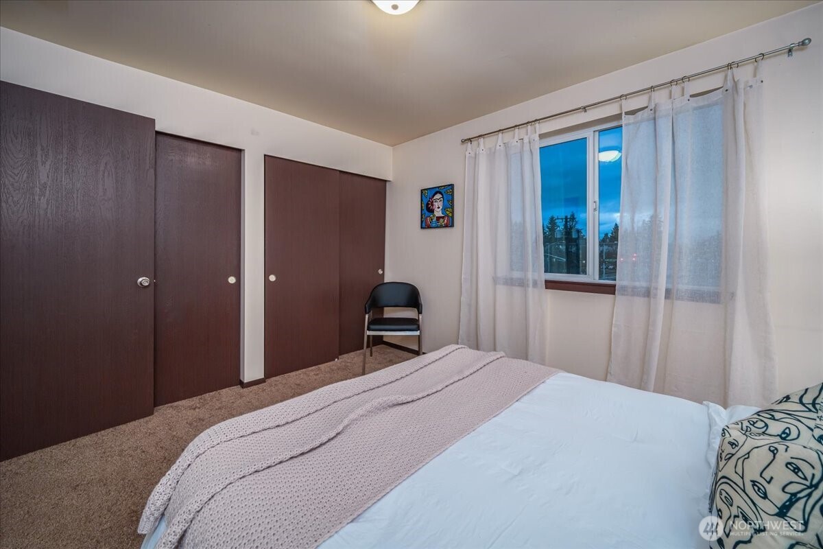 11532 15th Avenue NE #401, Seattle, WA 98125
