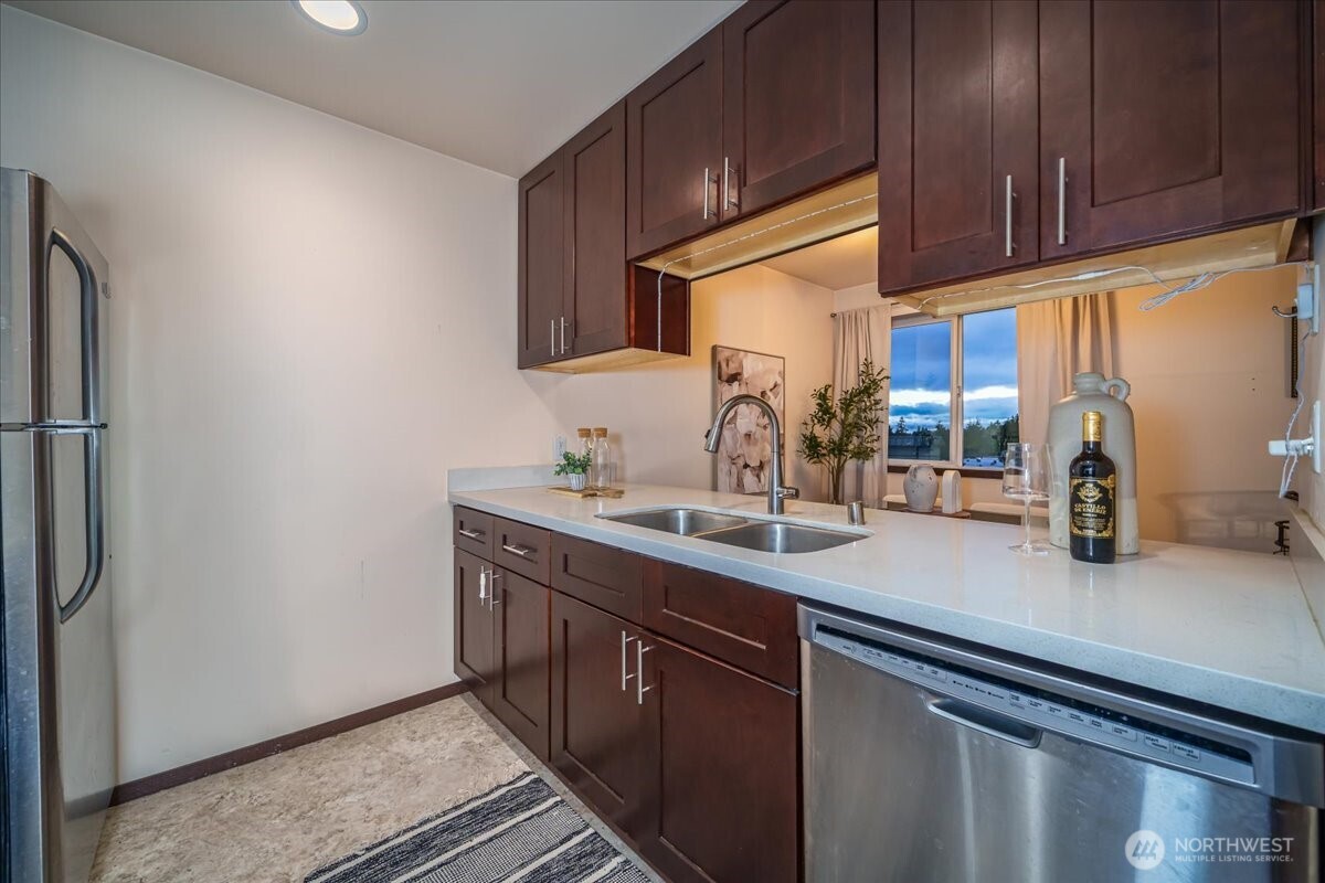 11532 15th Avenue NE #401, Seattle, WA 98125