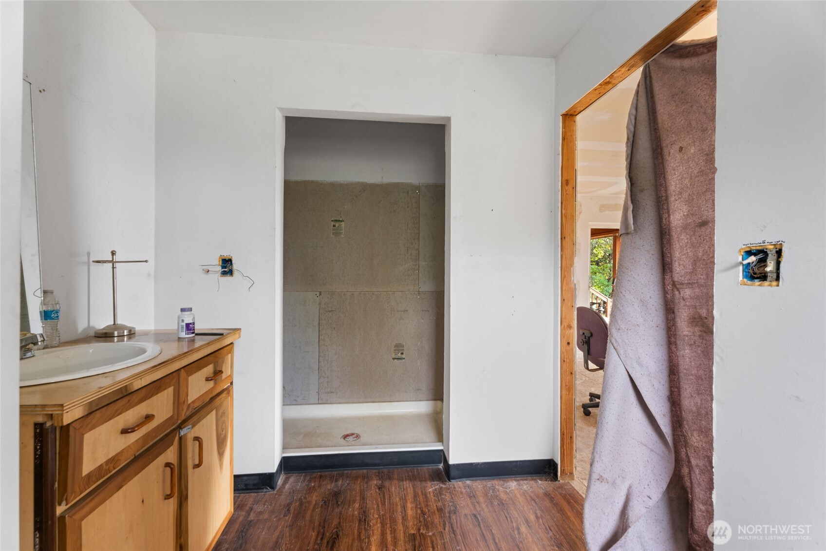 39812 94th Avenue , La Center, WA 98629