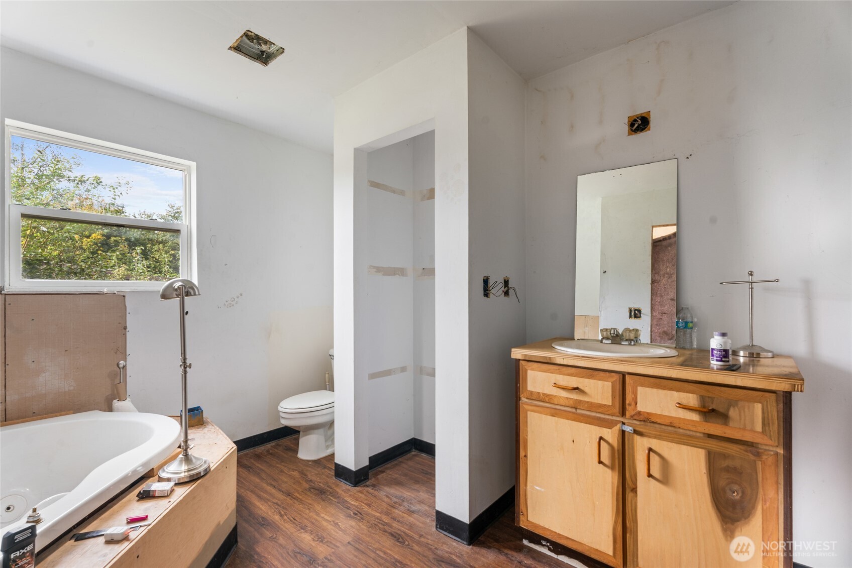 39812 94th Avenue , La Center, WA 98629