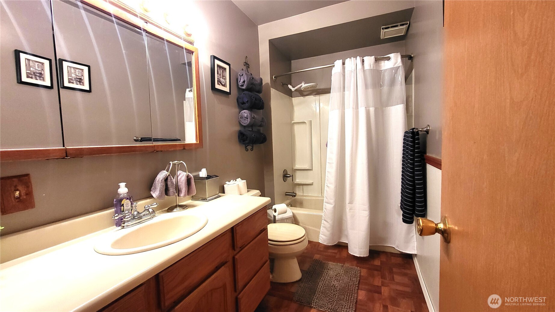 1113 S County Road , Warden, WA 98857
