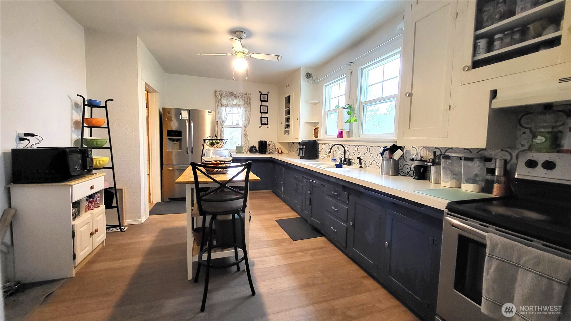 1113 S County Road , Warden, WA 98857