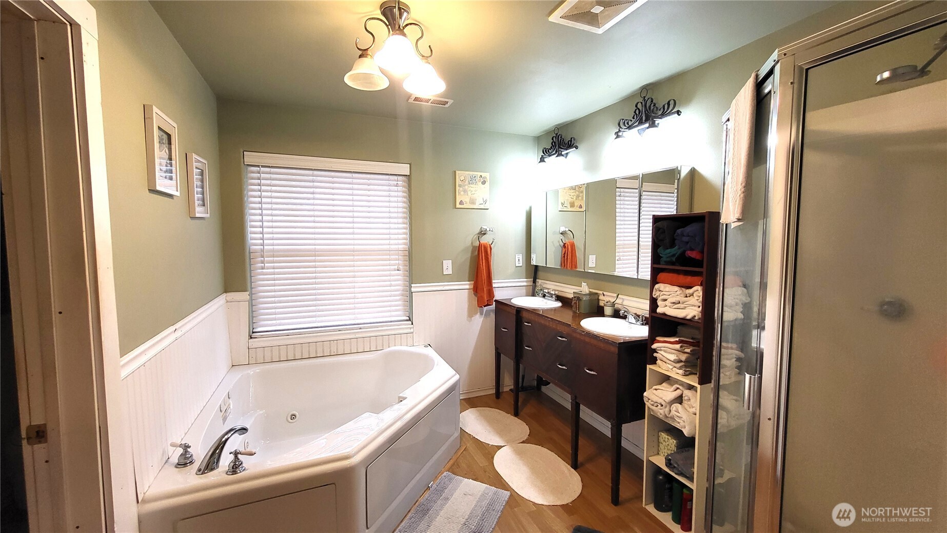 1113 S County Road , Warden, WA 98857