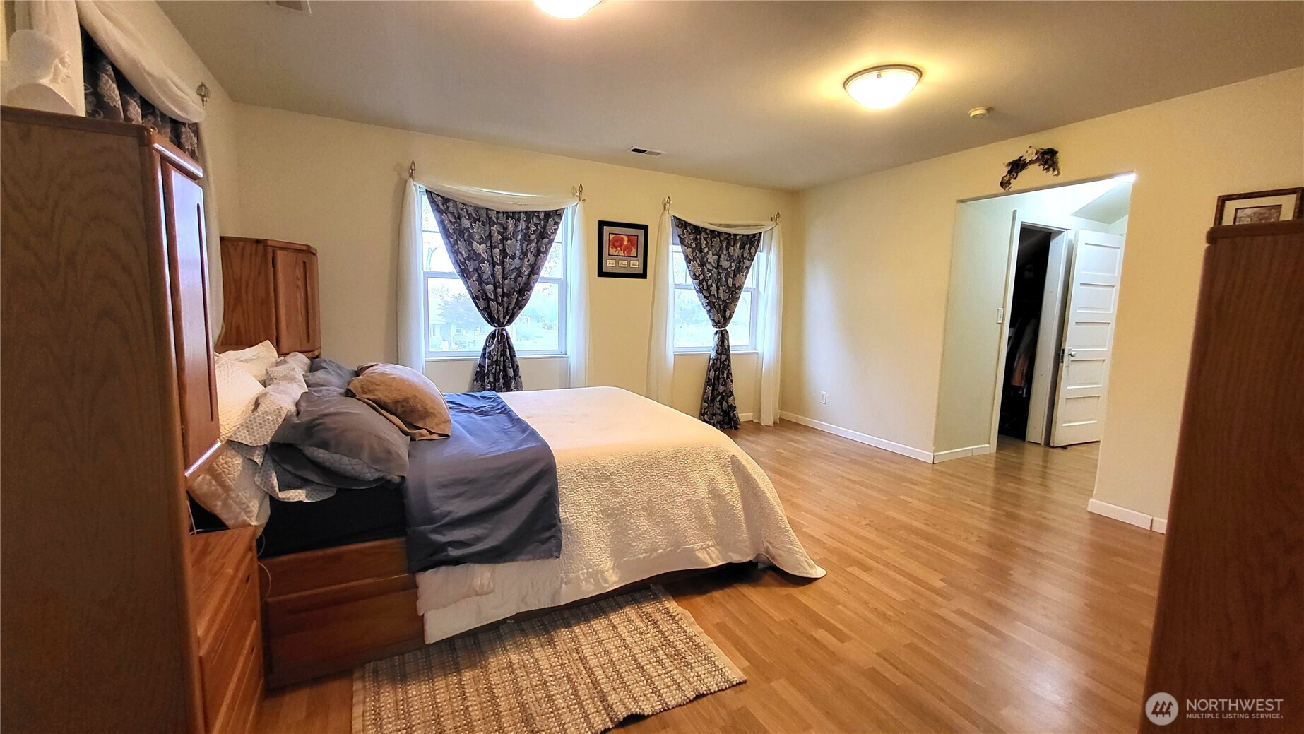 1113 S County Road , Warden, WA 98857