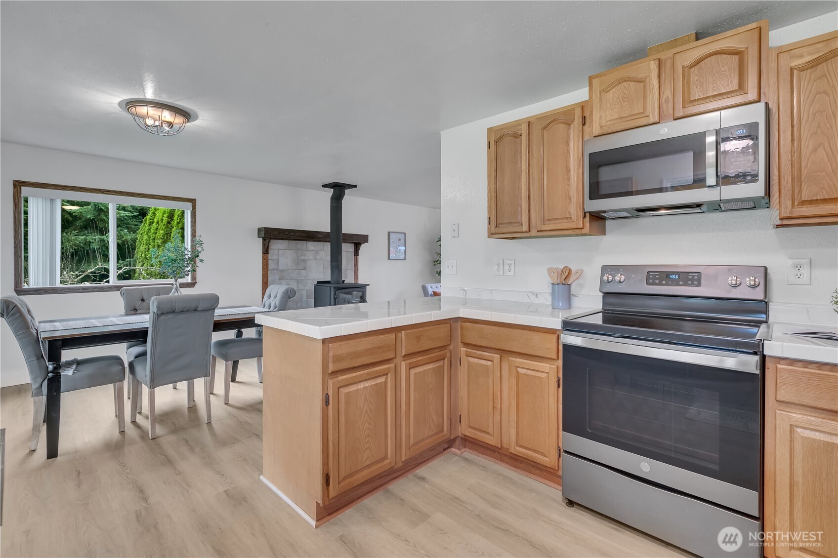 3384 Jackson Hwy , Chehalis, WA 98532-8642