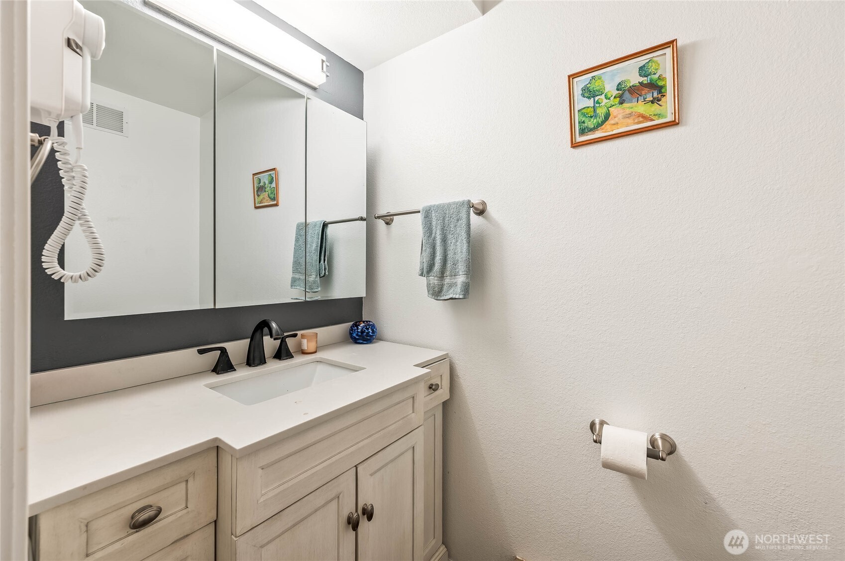 325 Division St #207, Leavenworth, WA 98826
