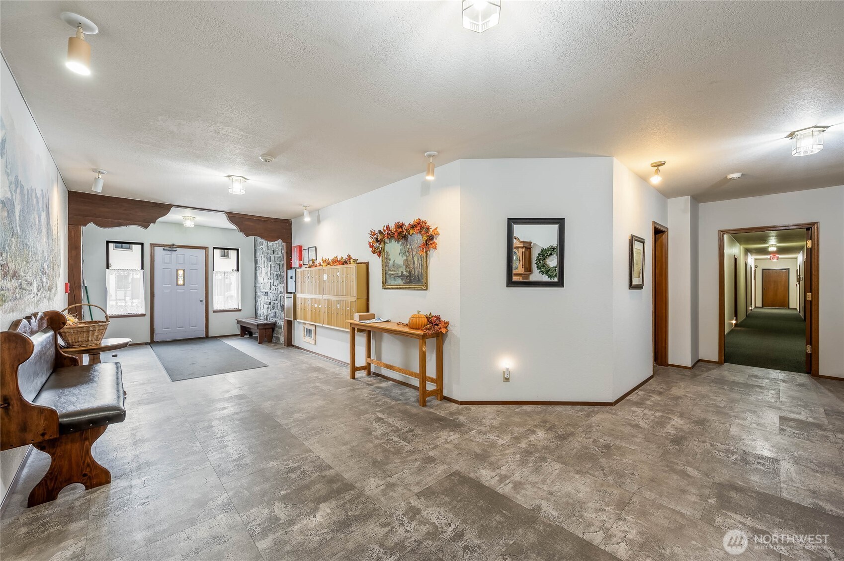 325 Division St #207, Leavenworth, WA 98826