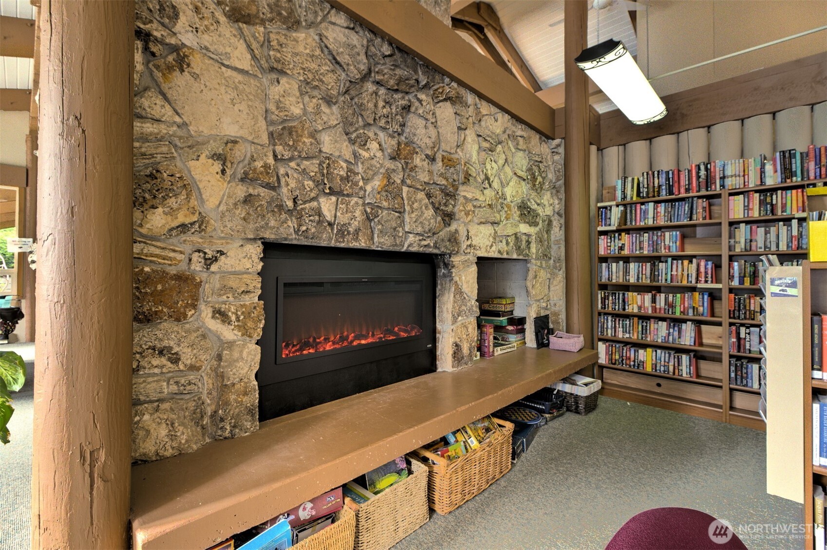 731 E Promontory Road , Shelton, WA 98584