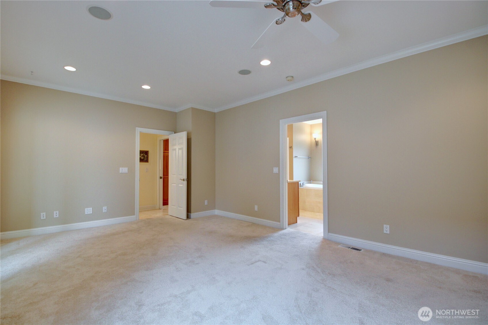 12220 Maple Crest Drive , Burlington, WA 98233