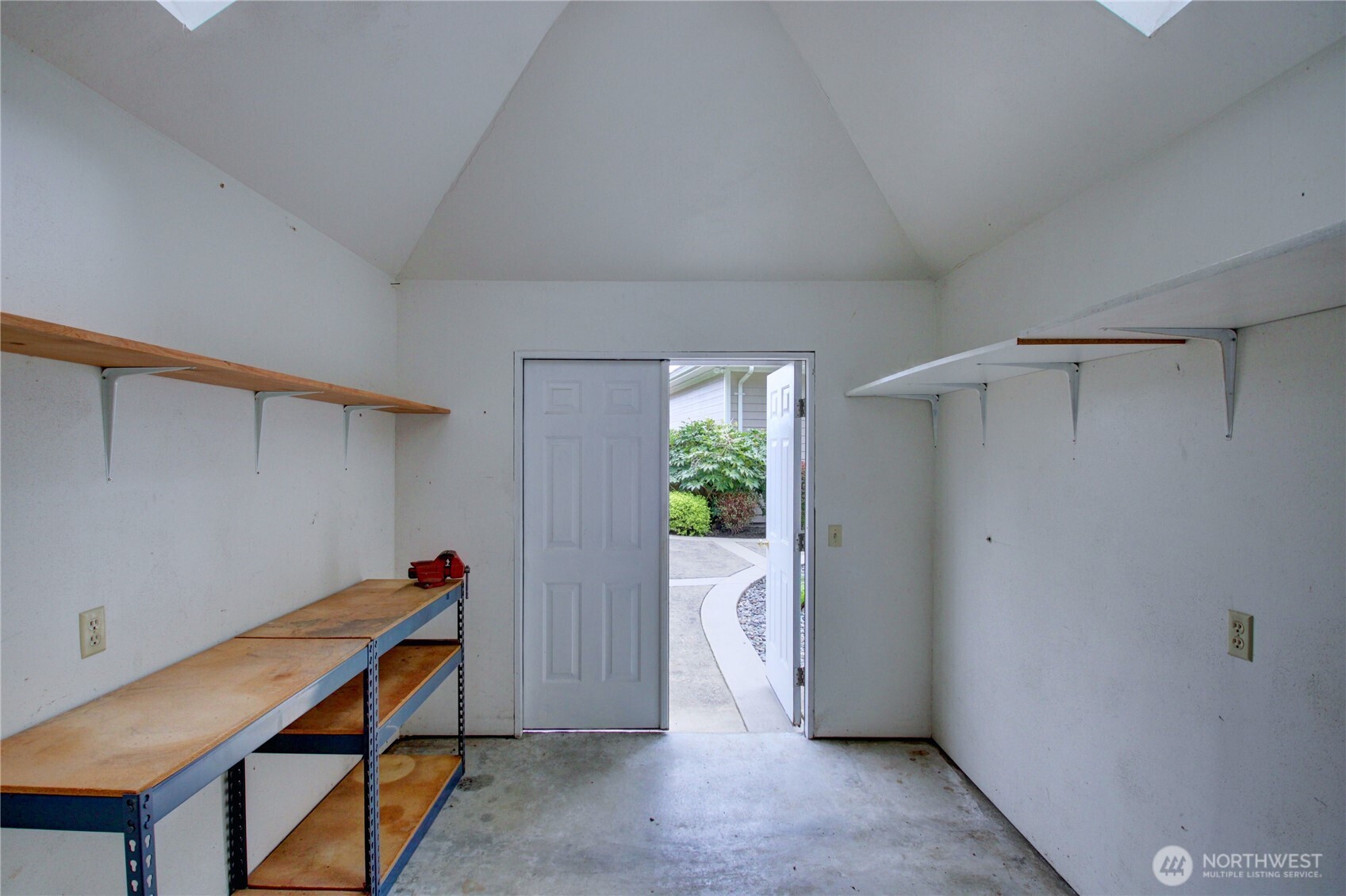 12220 Maple Crest Drive , Burlington, WA 98233