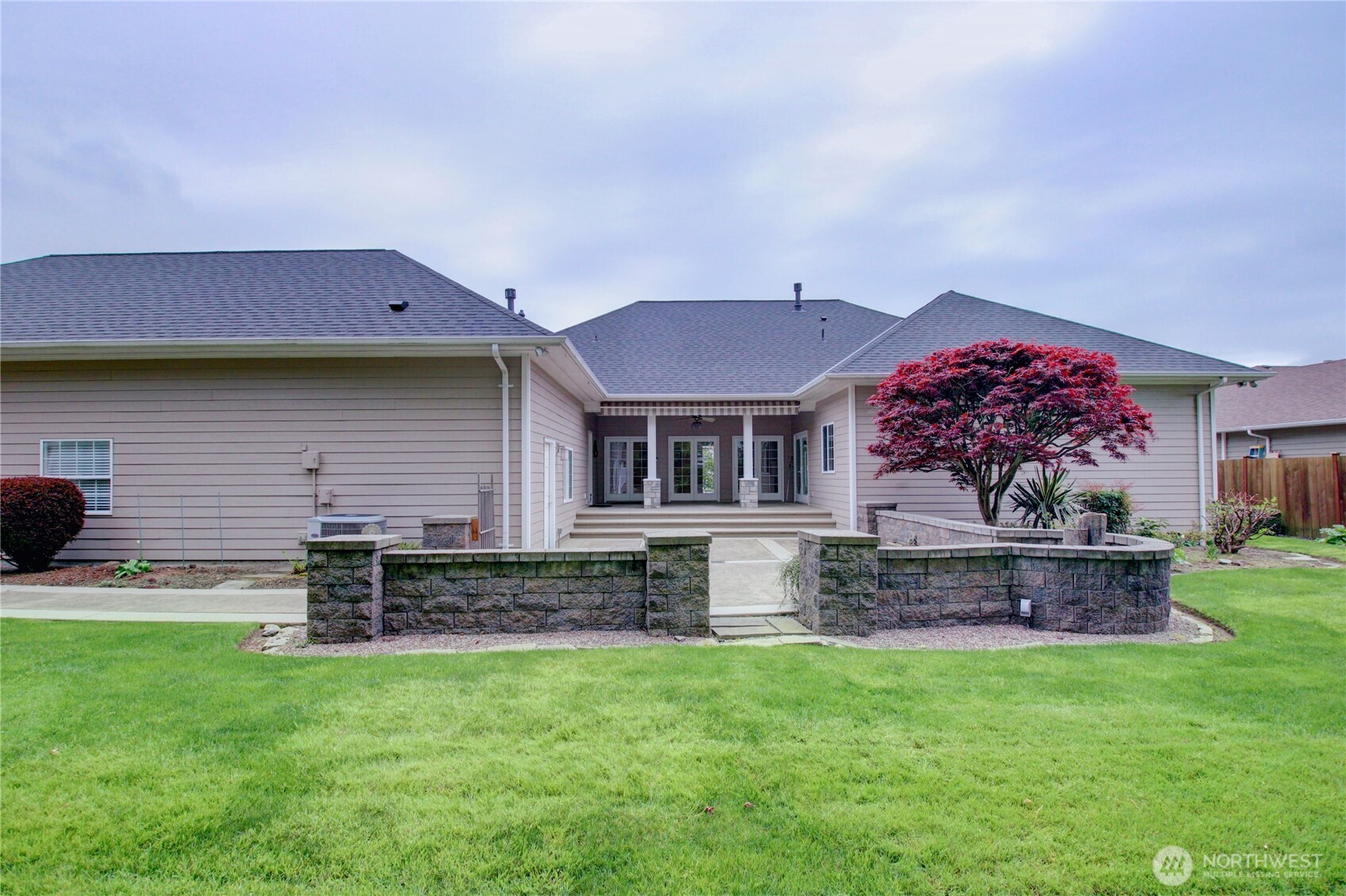 12220 Maple Crest Drive , Burlington, WA 98233