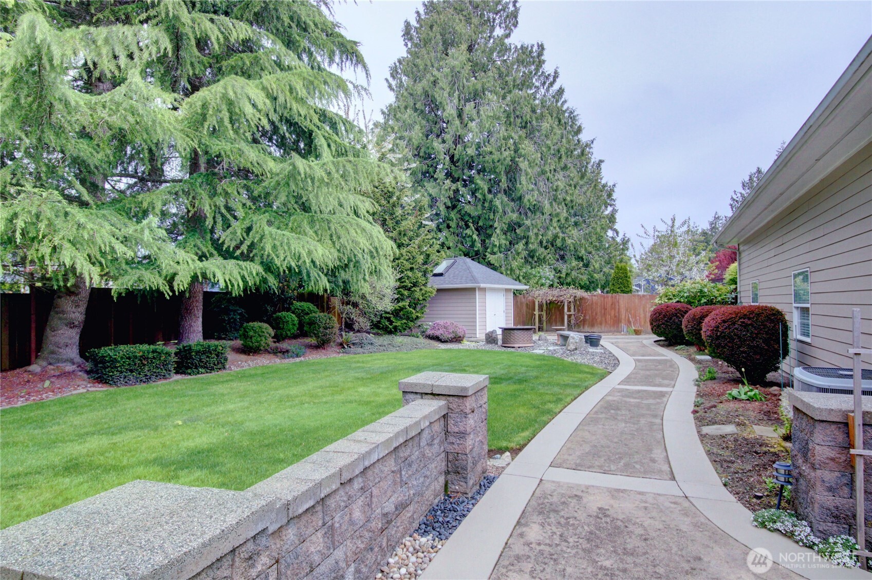 12220 Maple Crest Drive , Burlington, WA 98233
