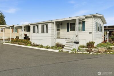 3232 S 181st Place #108, SeaTac, WA 98188