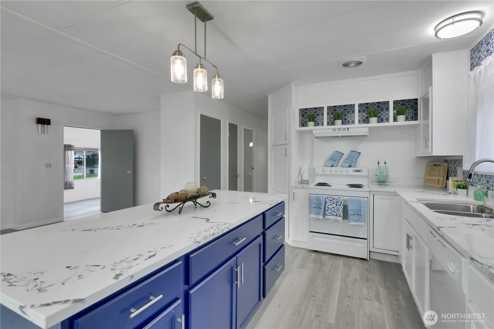 3232 S 181st Place #108, SeaTac, WA 98188
