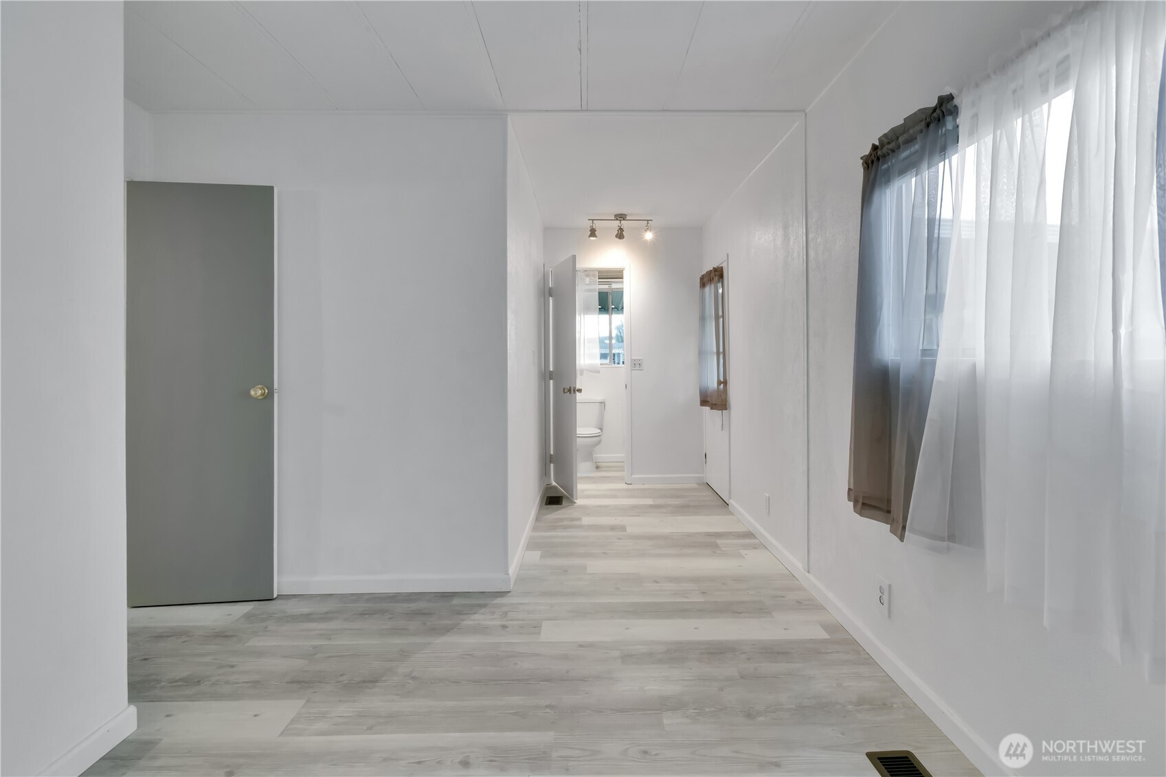 3232 S 181st Place #108, SeaTac, WA 98188
