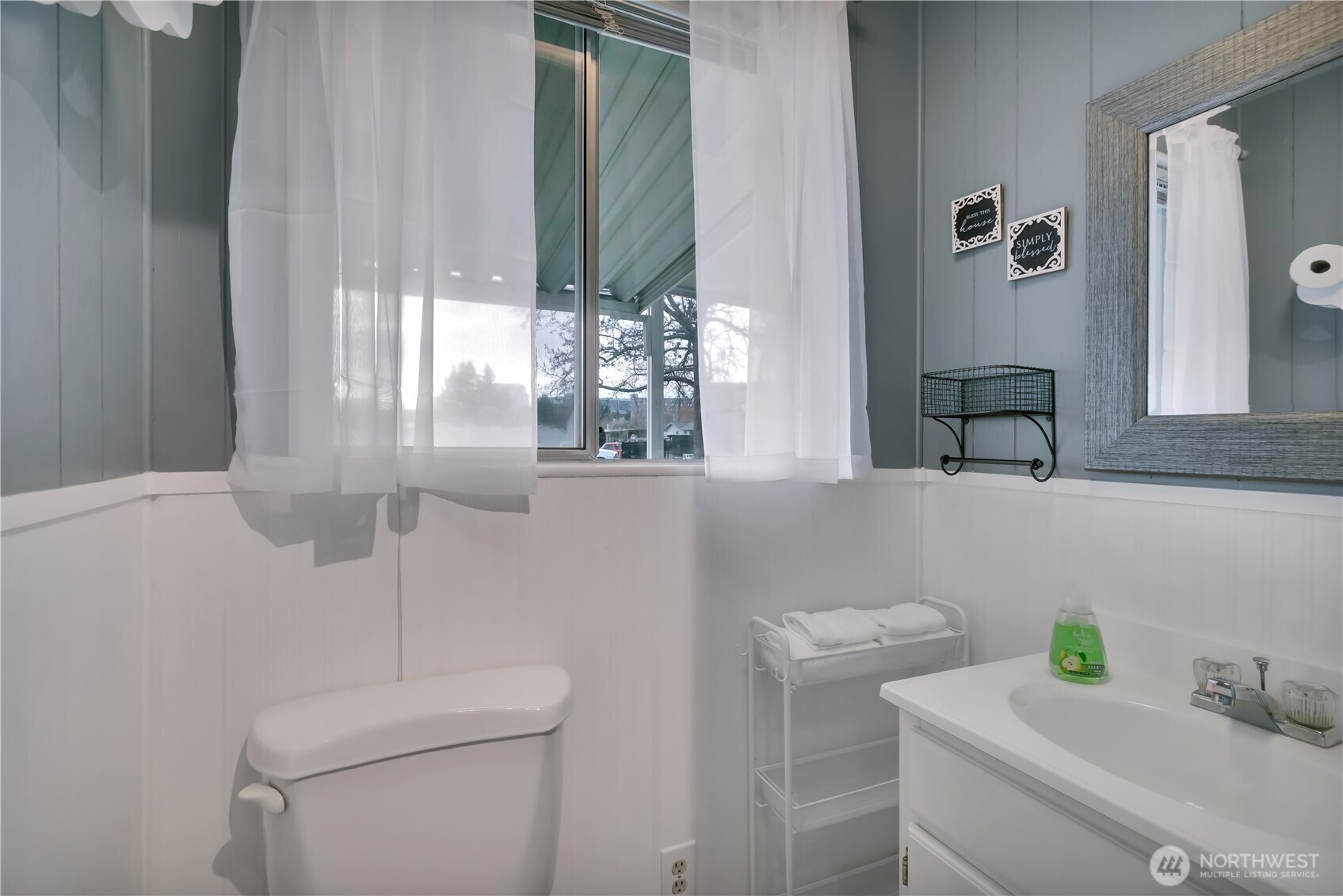 3232 S 181st Place #108, SeaTac, WA 98188