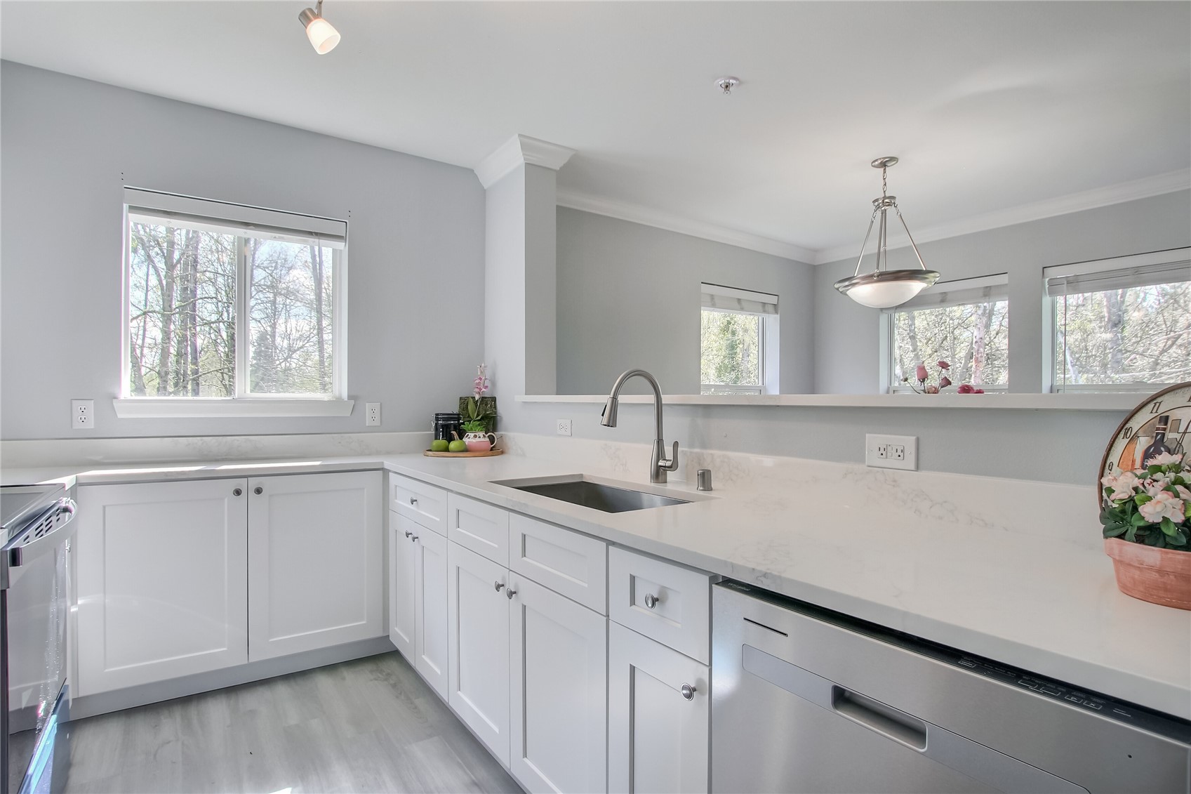 33020 10th Avenue SW #A301, Federal Way, WA 98023