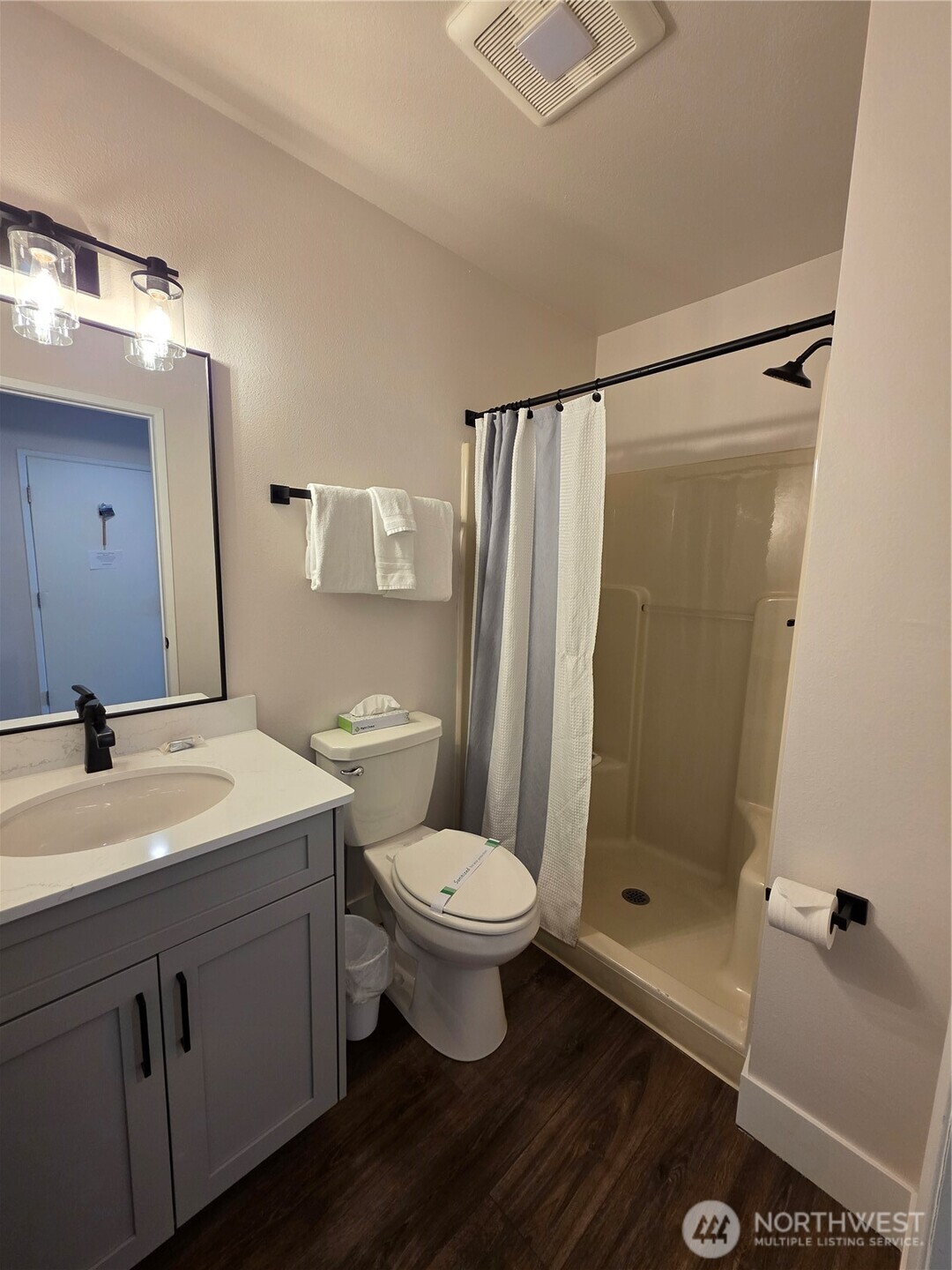 1 Lodge 641-C , Manson, WA 98831