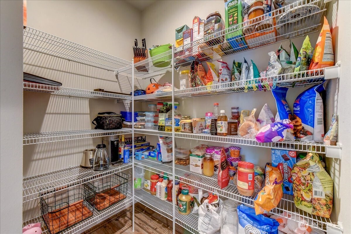 224 Raybird Avenue , Granite Falls, WA 98252