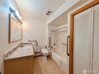 1135 147th Pl NE, Bellevue, WA 98007 - Photo 20