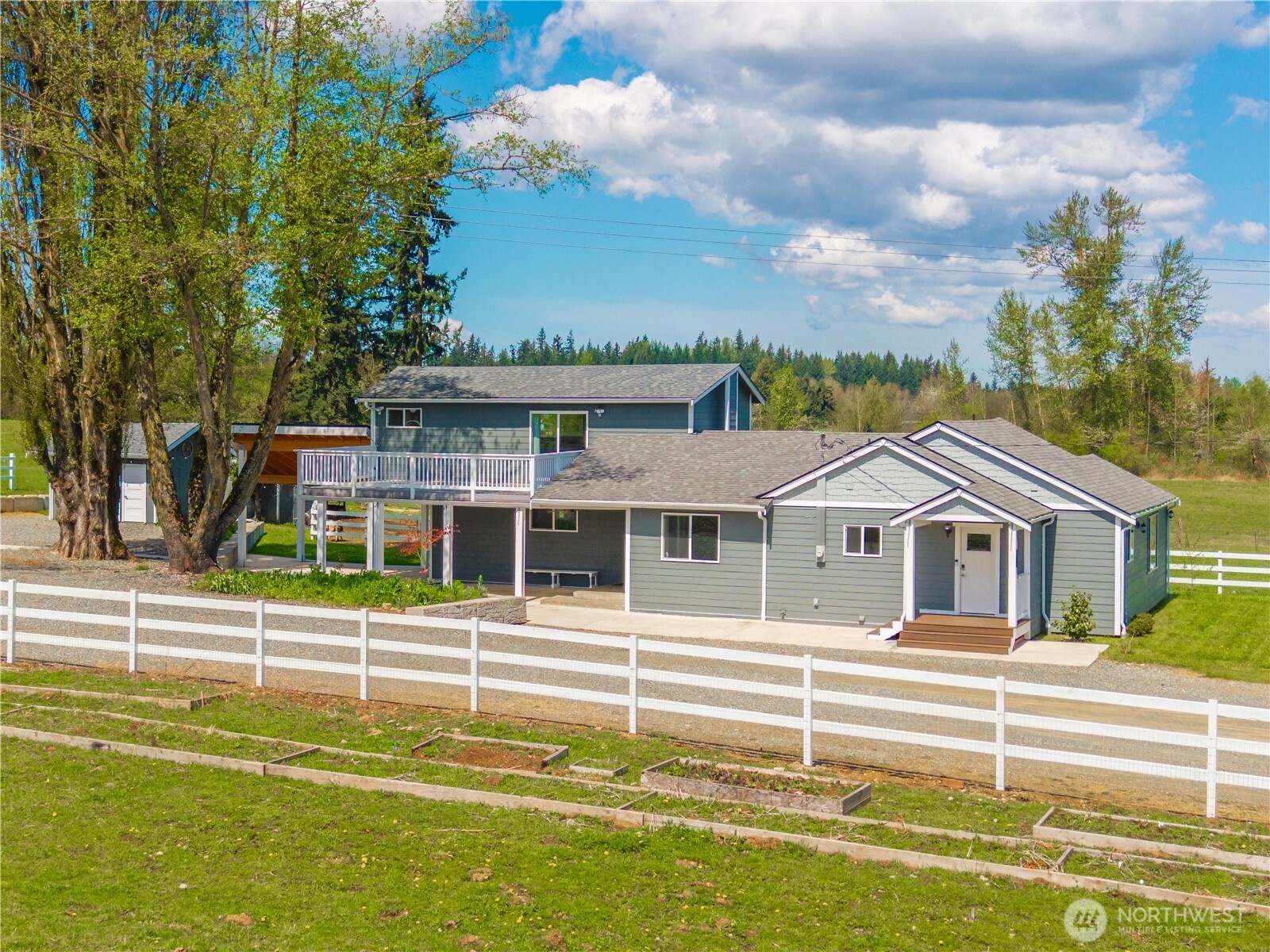 39805 212th Avenue SE, Enumclaw, WA 98022
