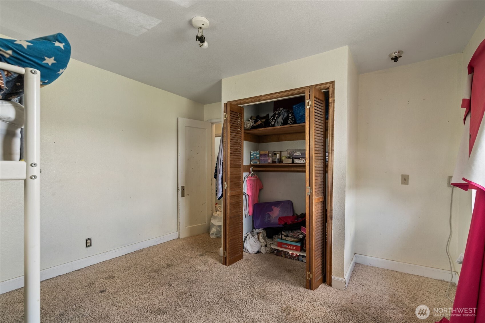 601 S 2nd Street , Toledo, WA 98591