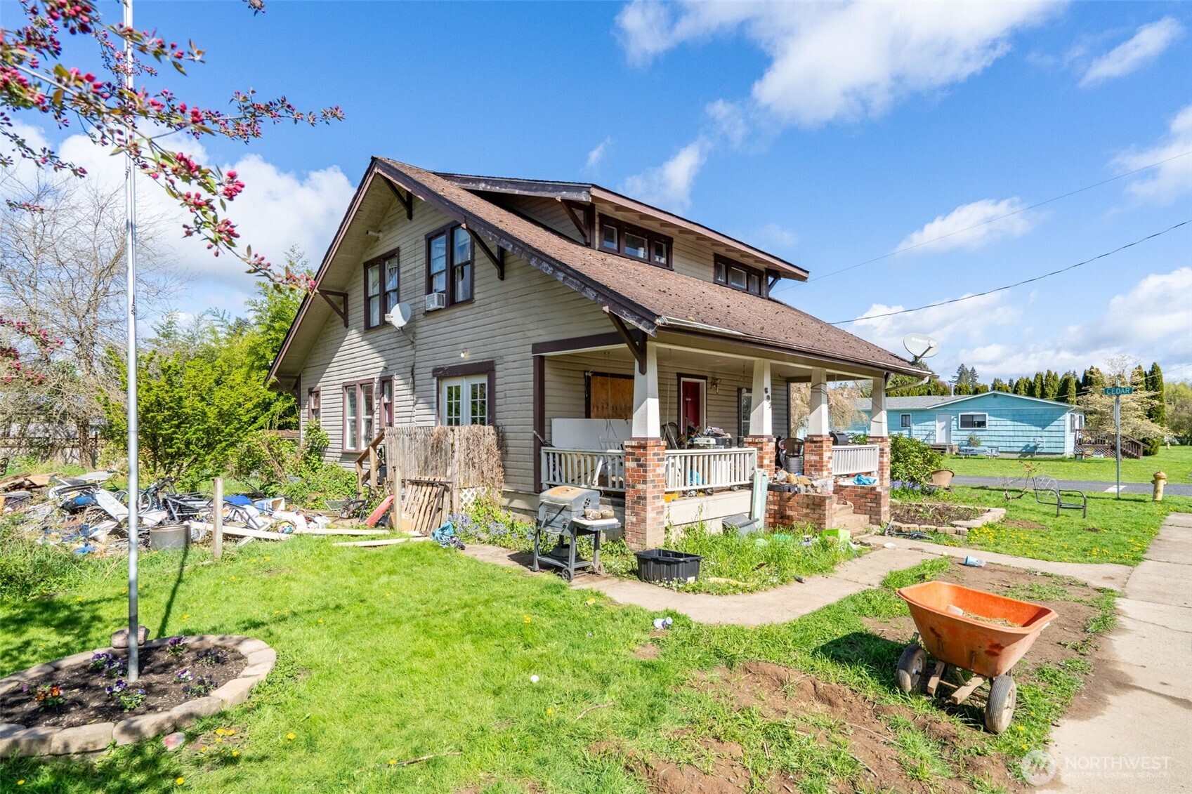 601 S 2nd Street , Toledo, WA 98591