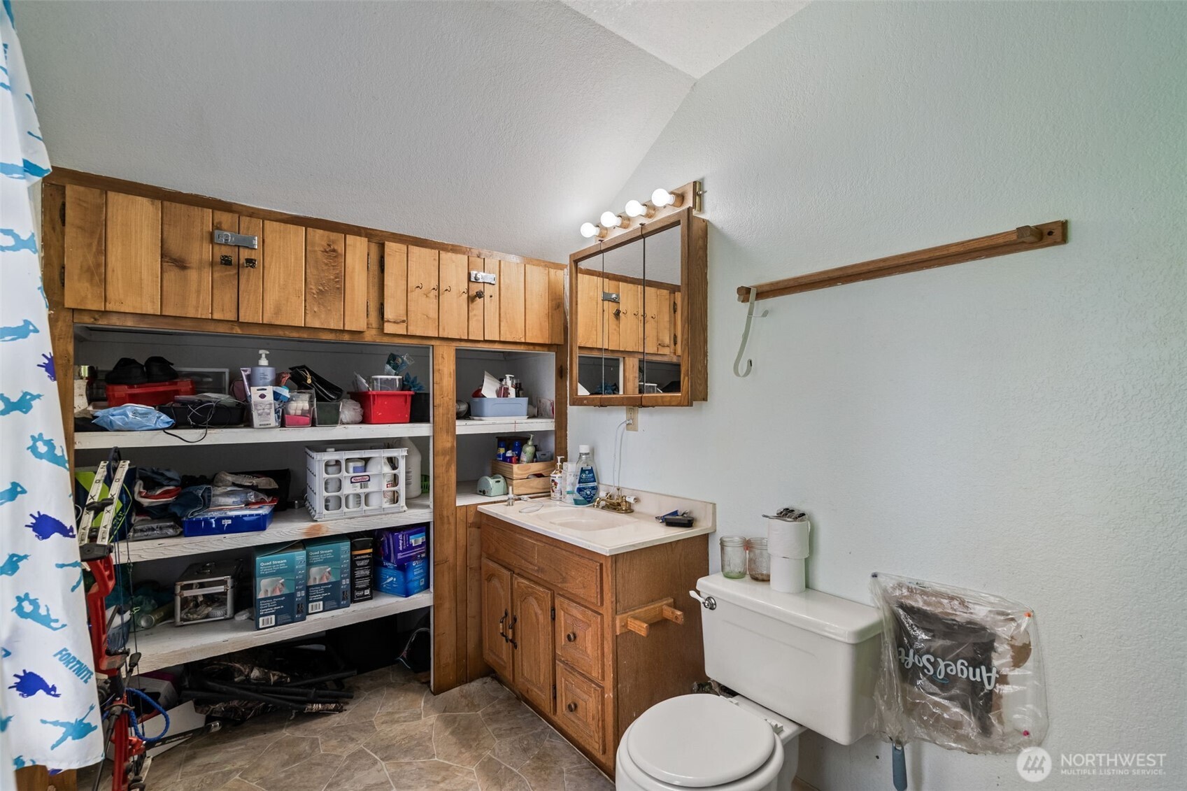 601 S 2nd Street , Toledo, WA 98591